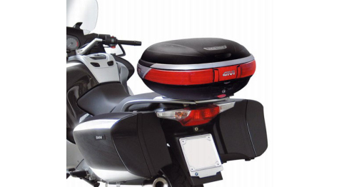 BMW R1200R Top case mounting