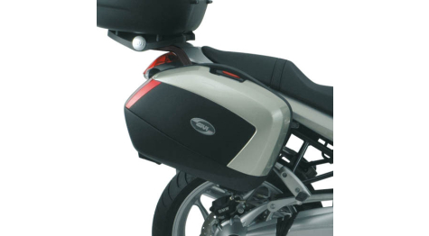 BMW R1200R Side case mounting