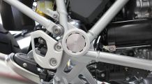  BMW R 1200 GS LC (2013-2018) & R 1200 GS Adventure LC (2014-2018) Swing arm pivot covers