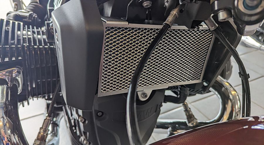 BMW R12nineT & R12 Cooler protection