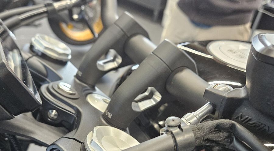 BMW R12nineT, R12, R12S & R12G/S Handlebar Risers with Offset