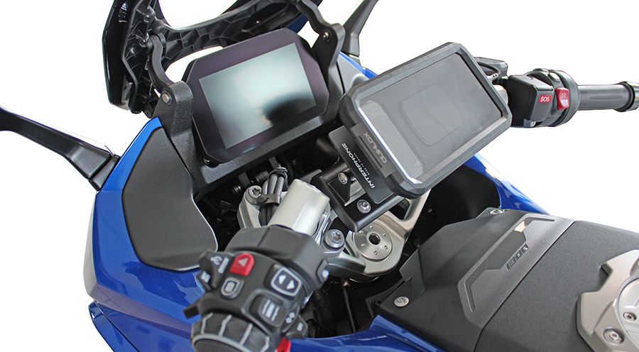 BMW R1300R Smartphone support for OEM GPS bracket