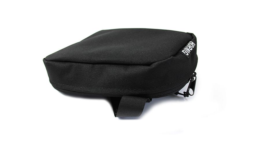 BMW R1300RS Auxiliary bag below the luggage rack