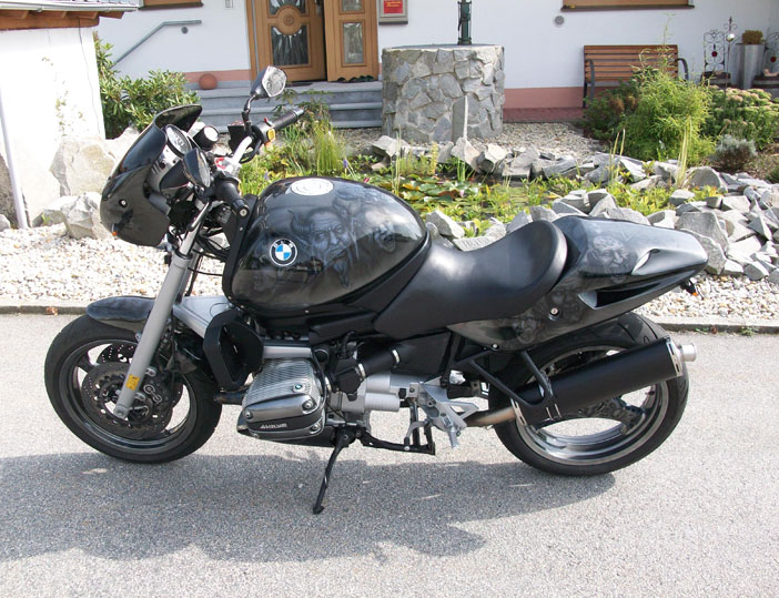 BMW R1100R