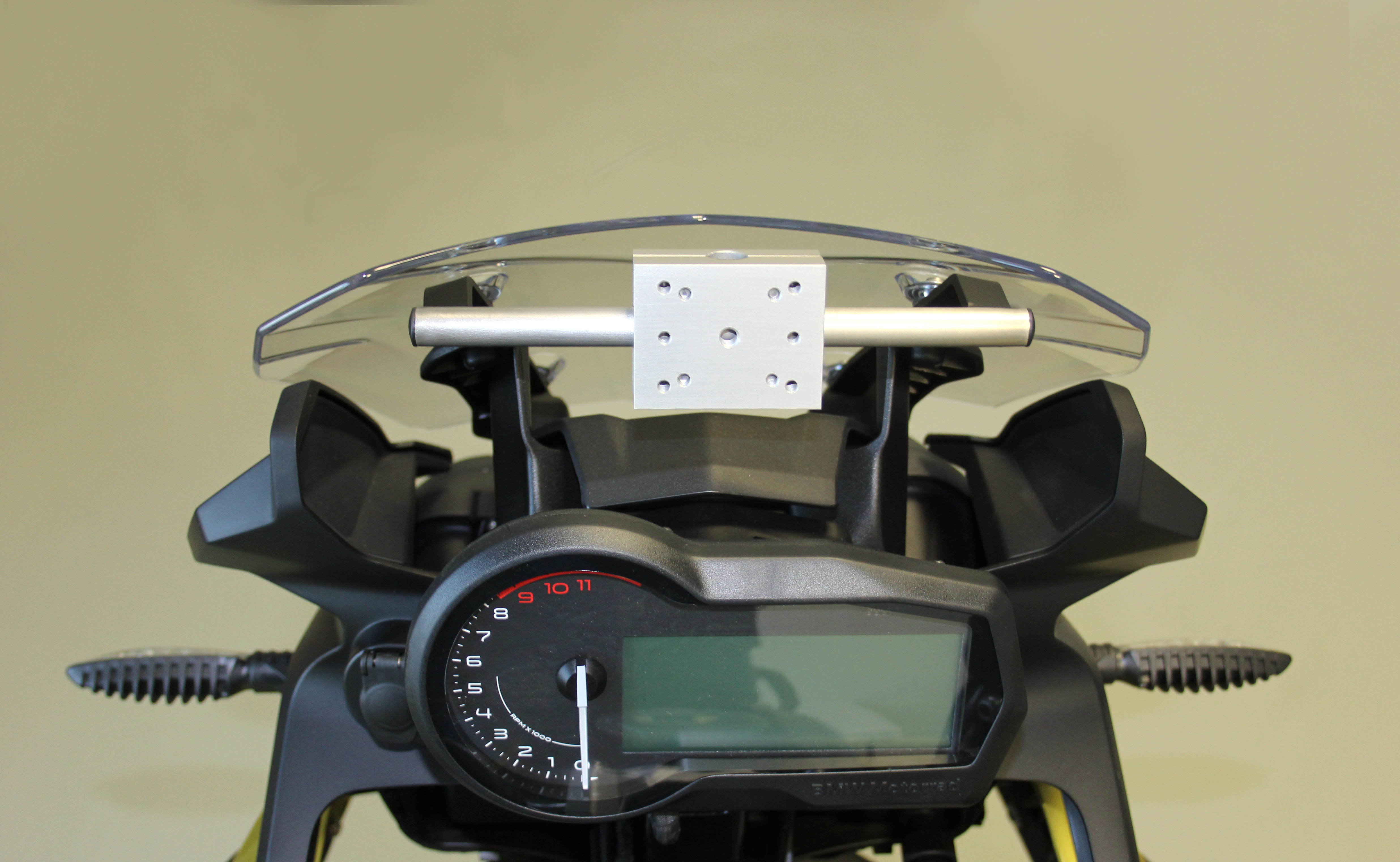 GPS Mount for BMW F750GS | Motorcycle Accessory Hornig | Parts for your