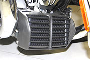 Cooler screen for BMW R18