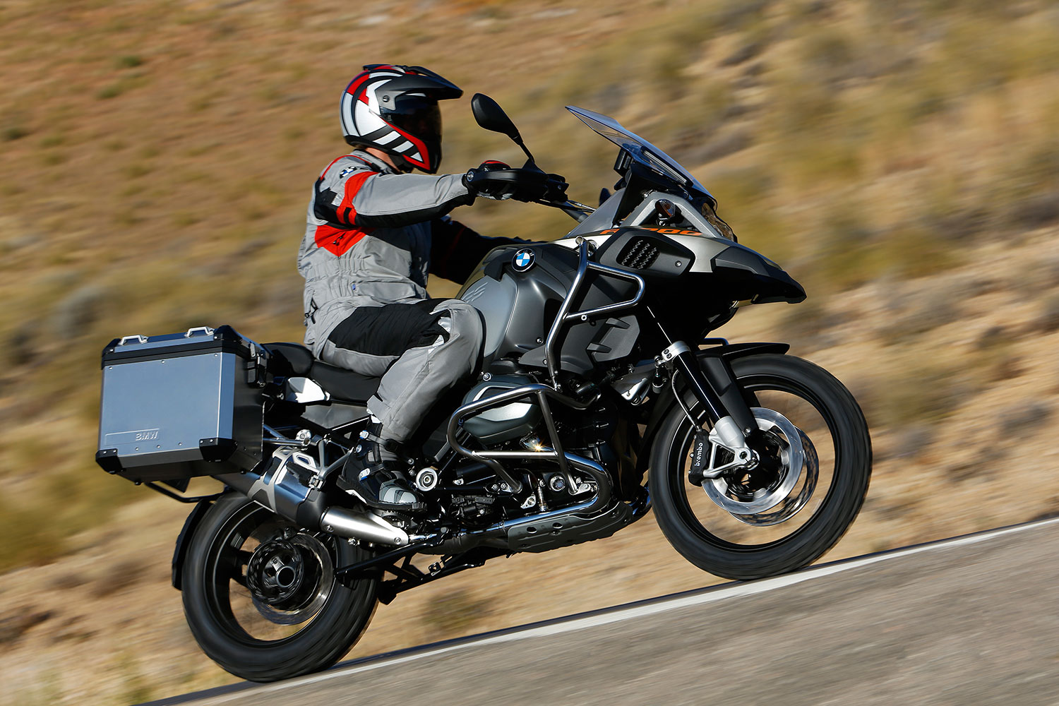 The new BMW R 1200 GS Adventure LC 2014 New model of the BMW GS-series